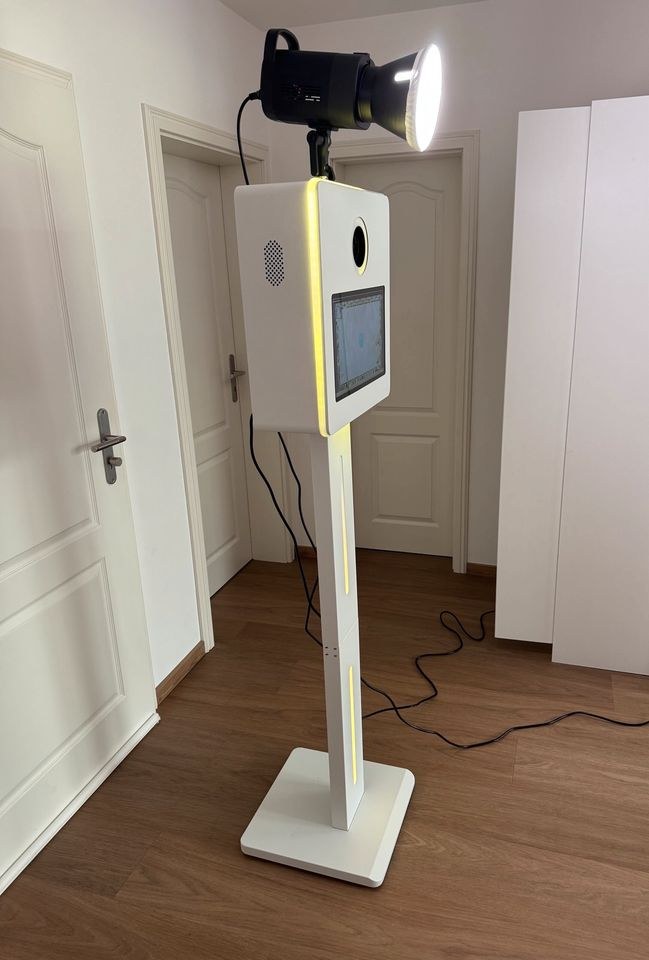 FOTOBOX PRO mieten bei Hibert Rental – das Highlight auf jeder Feier – 2