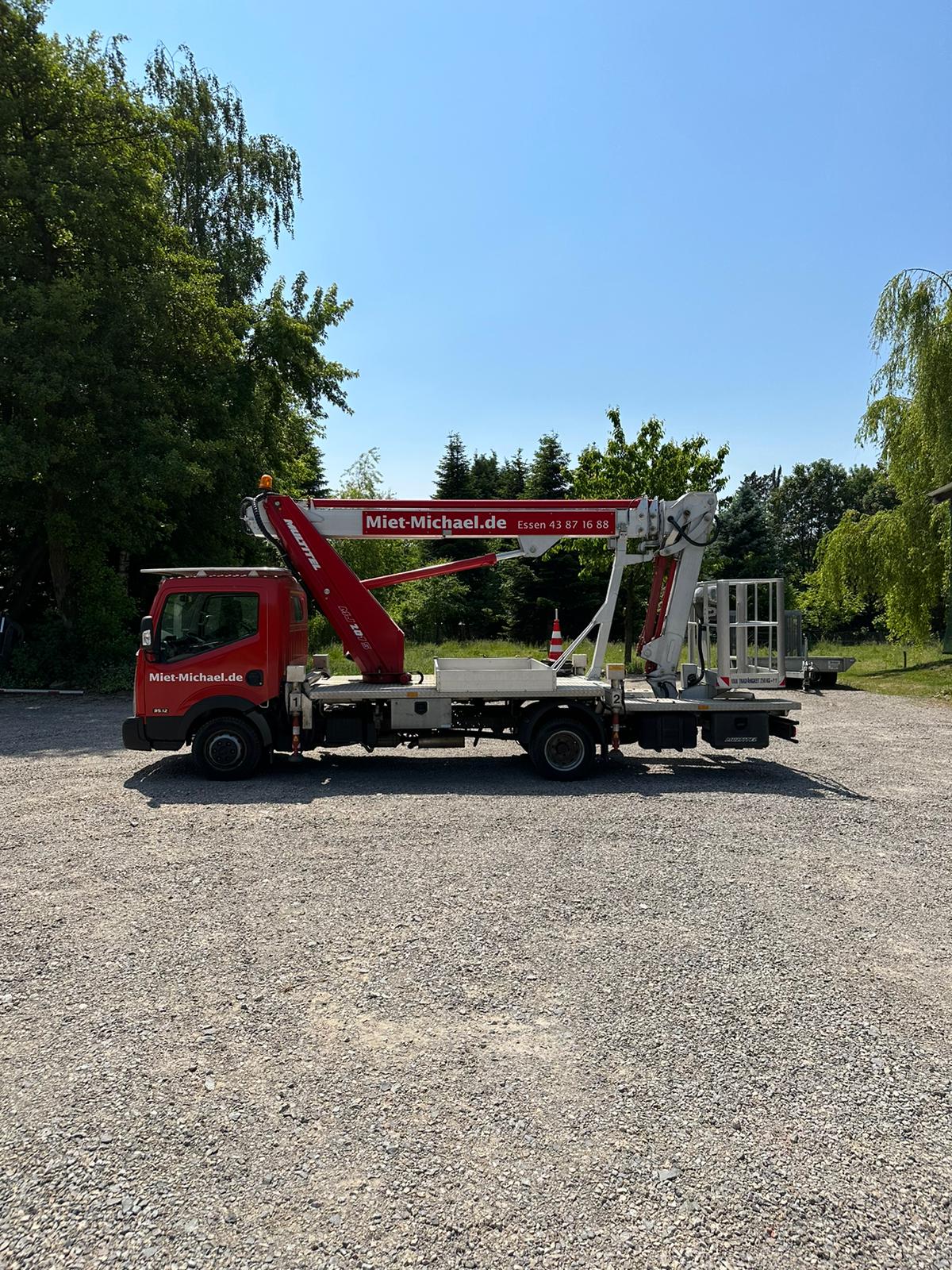 Hubsteiger / LKW-Arbeitsbühne, 21m, selbstfahrend, Führerschein Kl.B – 2