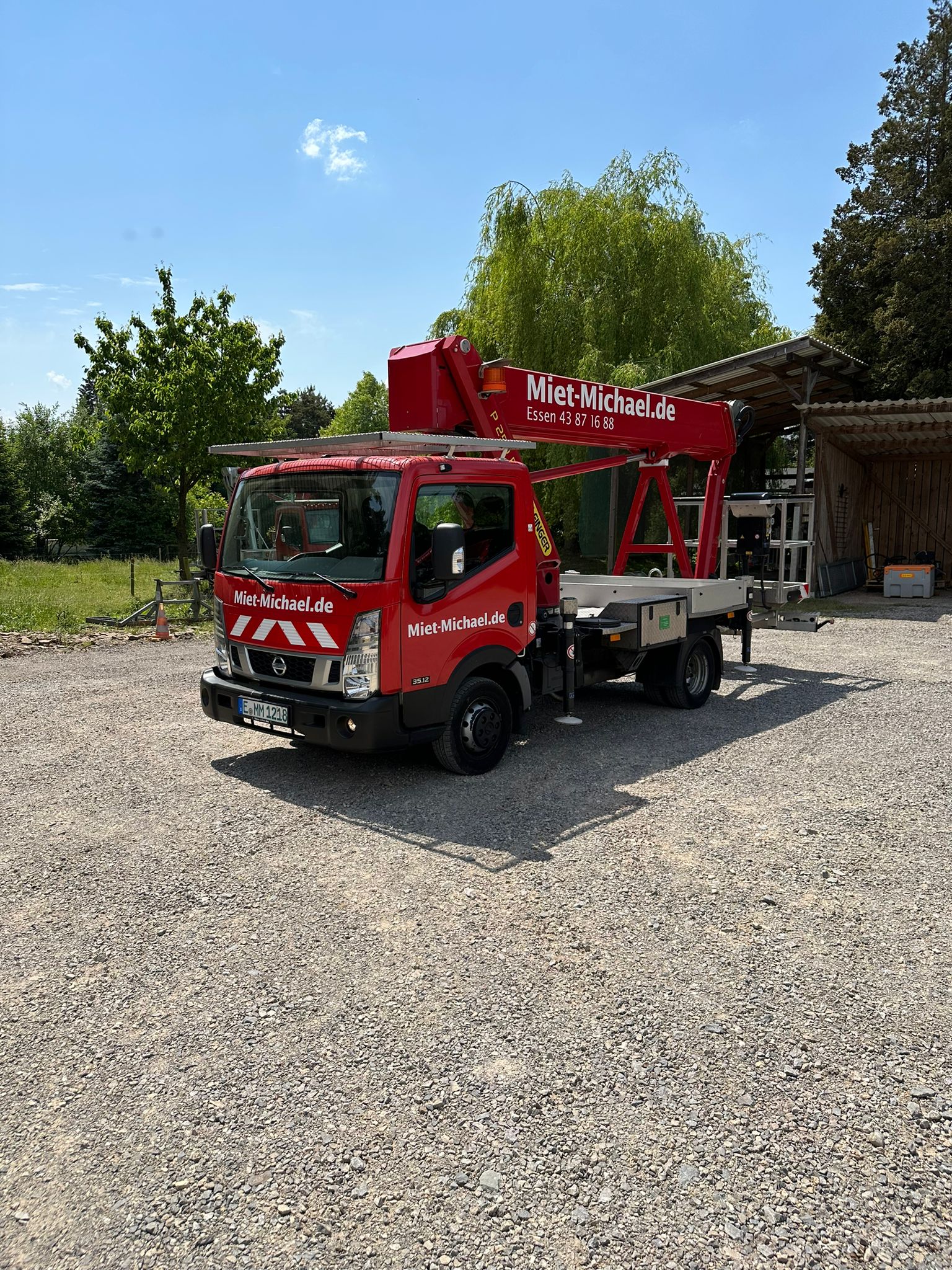 Hubsteiger / LKW-Arbeitsbühne, 25m, selbstfahrend, Führerschein Kl.B – 2
