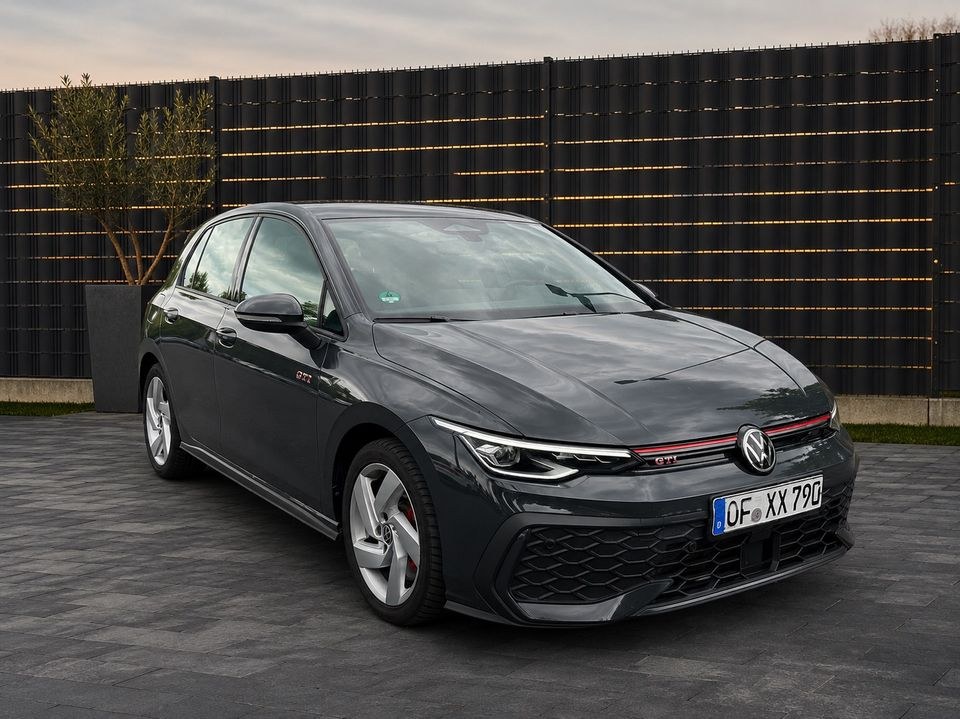 Volkswagen VW Golf 8 GTI Facelift 2025 mieten bei Skyline Rental – 2