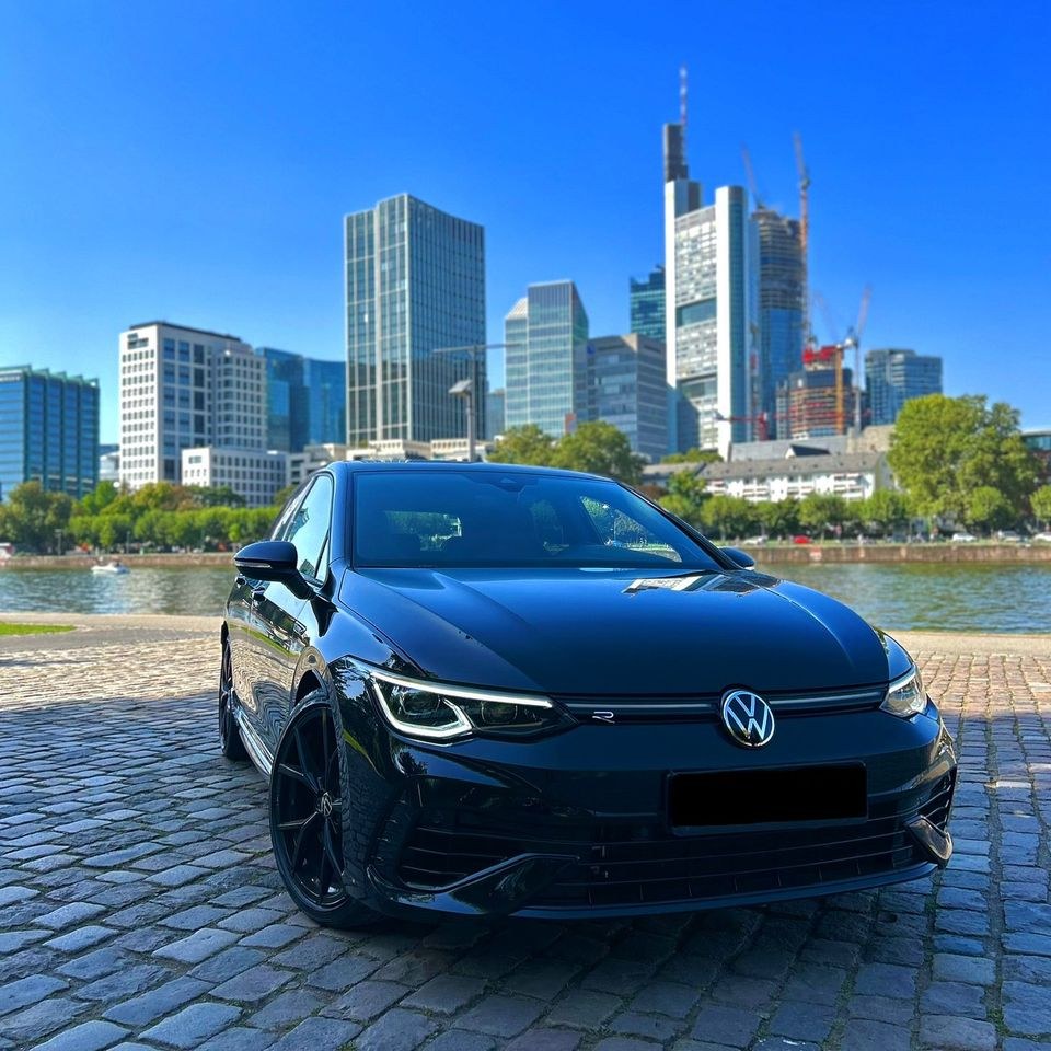 VW Golf 8R Akrapovic Auspuff 24h mieten bei Skyline Rental – 4