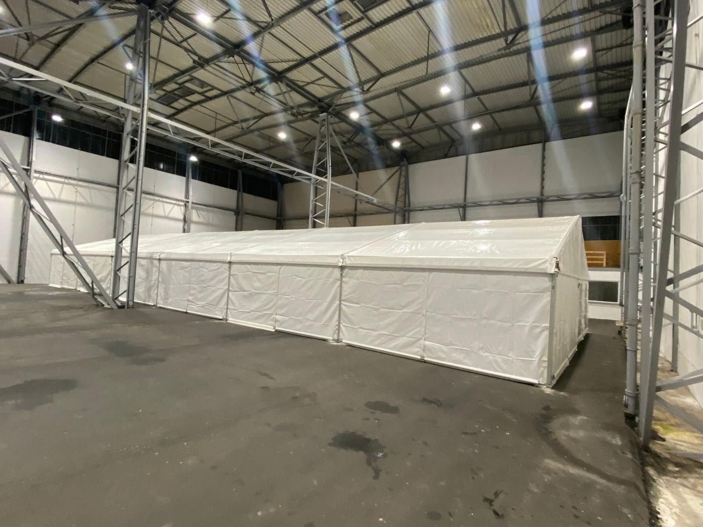 Lagerzelt 10 x 25 m - Bauzelt - Reparaturzelt mieten in Neukirchen-Vlu – 3
