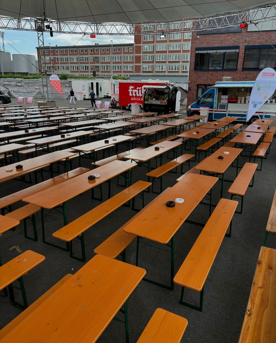 Bierzeltgarnitur Mieten – 2