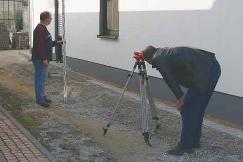 Baunivelliergerät mit Stativ, 20fach – 2