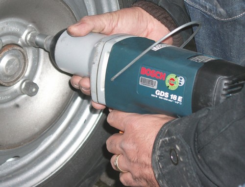 Schlag-Schrauber bis 250 Nm, Elektro – 2