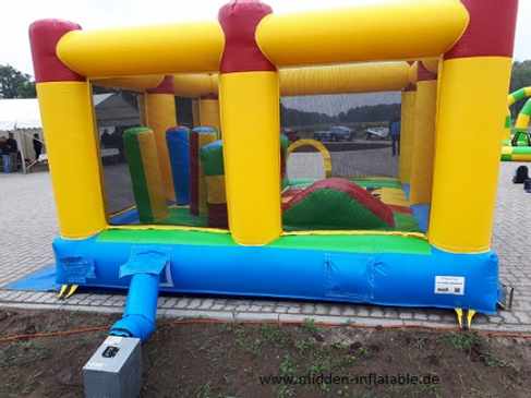Hüpfburg Spieleland – 3