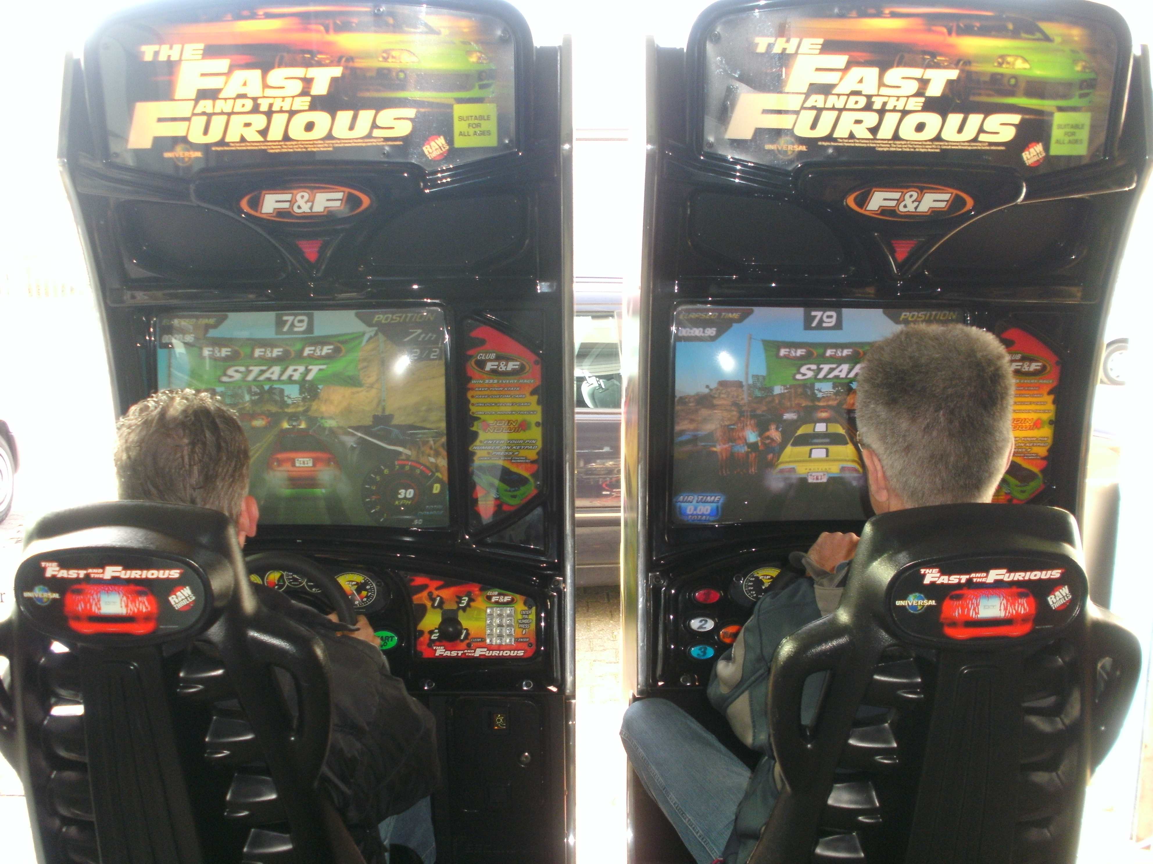 Doppel-Fahrsimulator Fast andFurious" – 3