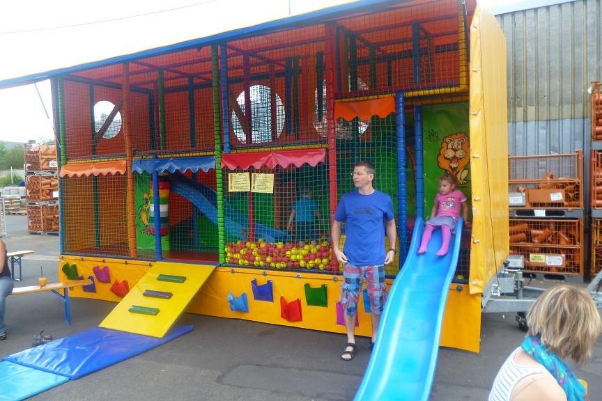 Spielmobil / Bälleparadies / Spielhaus – 2
