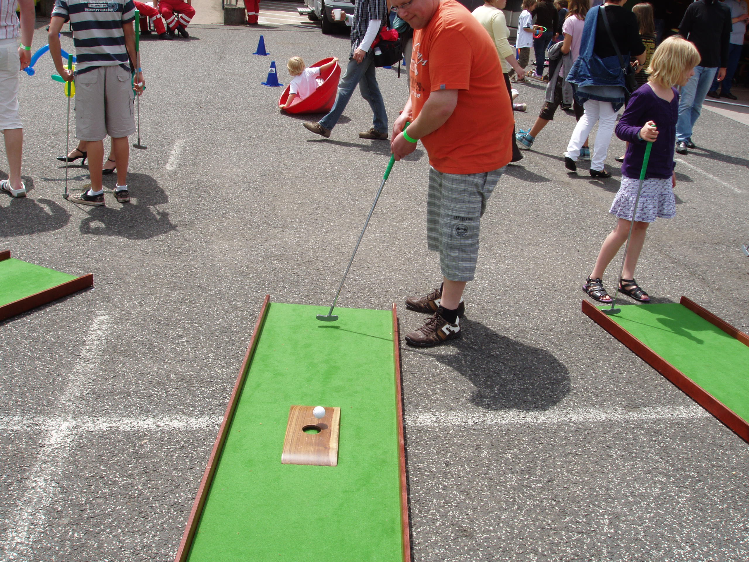 Mobile Minigolfanlage /Minigolf / mobile Minigolfbahn / Minigolfparcours / Minigolfanlage
