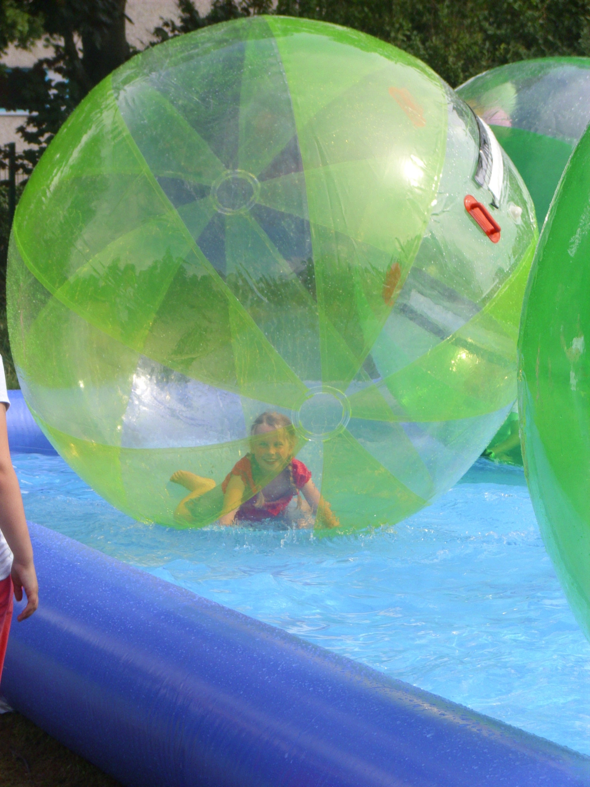 Wasserbälle / Water Walker / Aqua Balls mit Pool – 3
