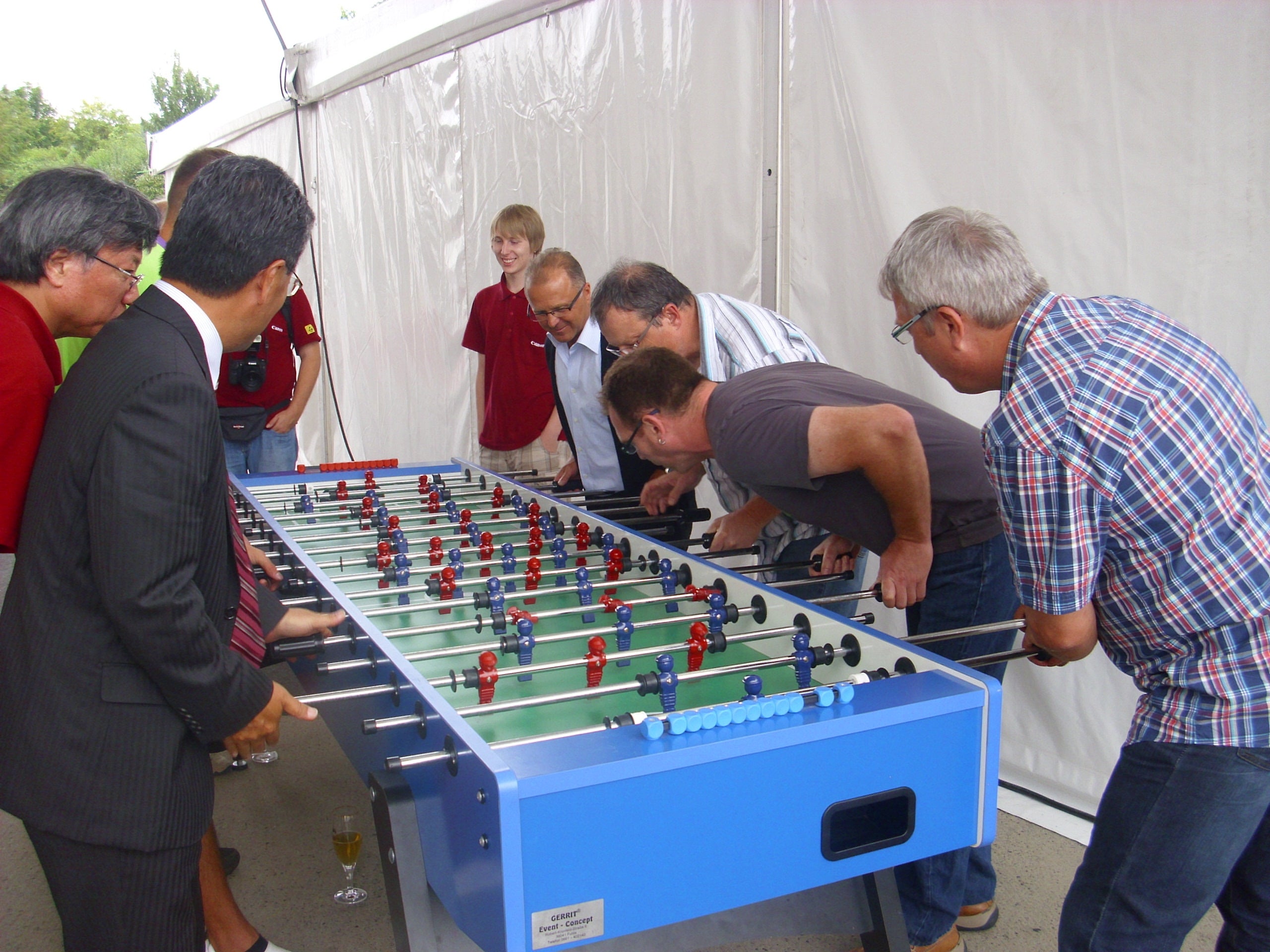 Tischkicker-XXL / Riesenkicker / Fußball Kicker