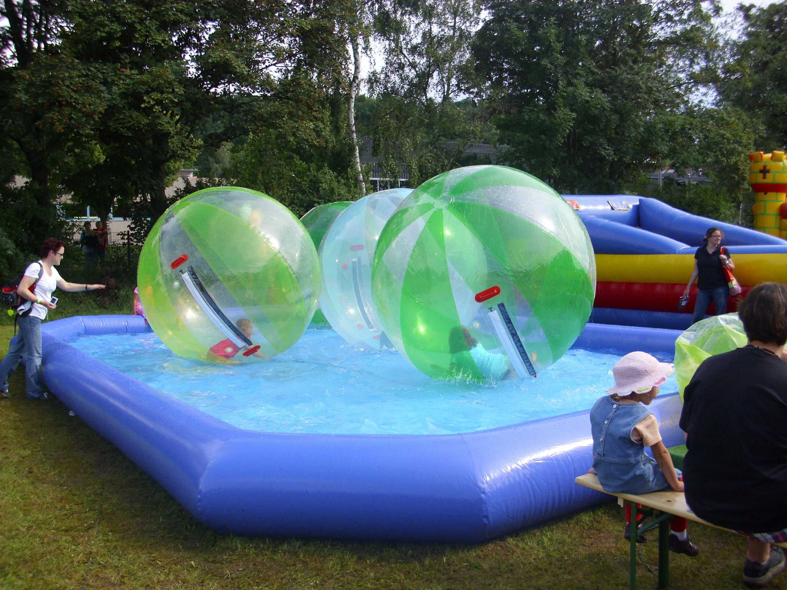 Wasserbälle / Water Walker / Aqua Balls mit Pool