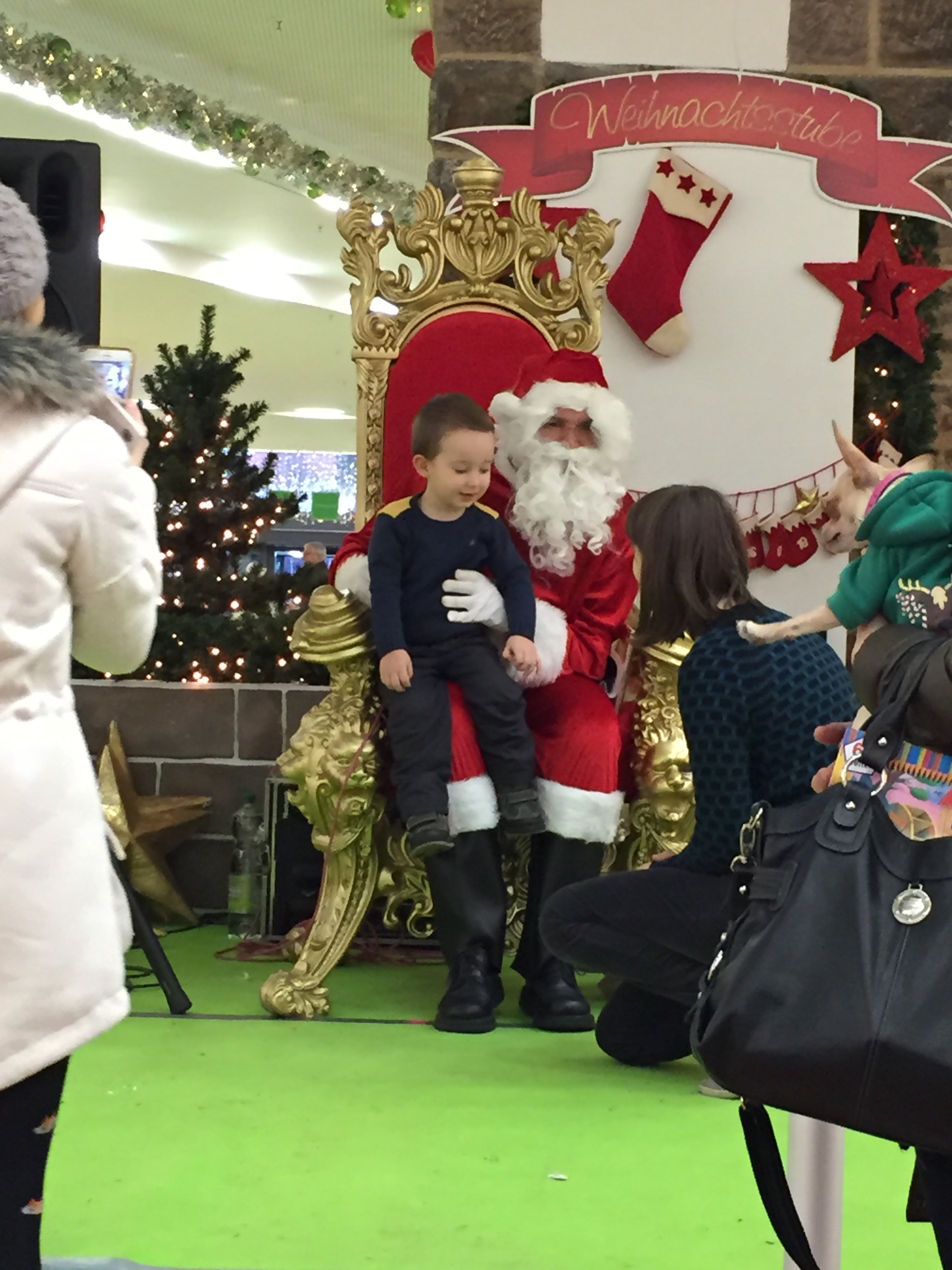 Walk-Act Nikolaus / Weihnachtsmann / Spezial-Promotion / Kostüm / Promoter – 2