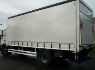LKW 18 to Koffer / Kasten / Plane / Schiebeplane-Edscha-Verdeck; mit Ladebordwand – 2