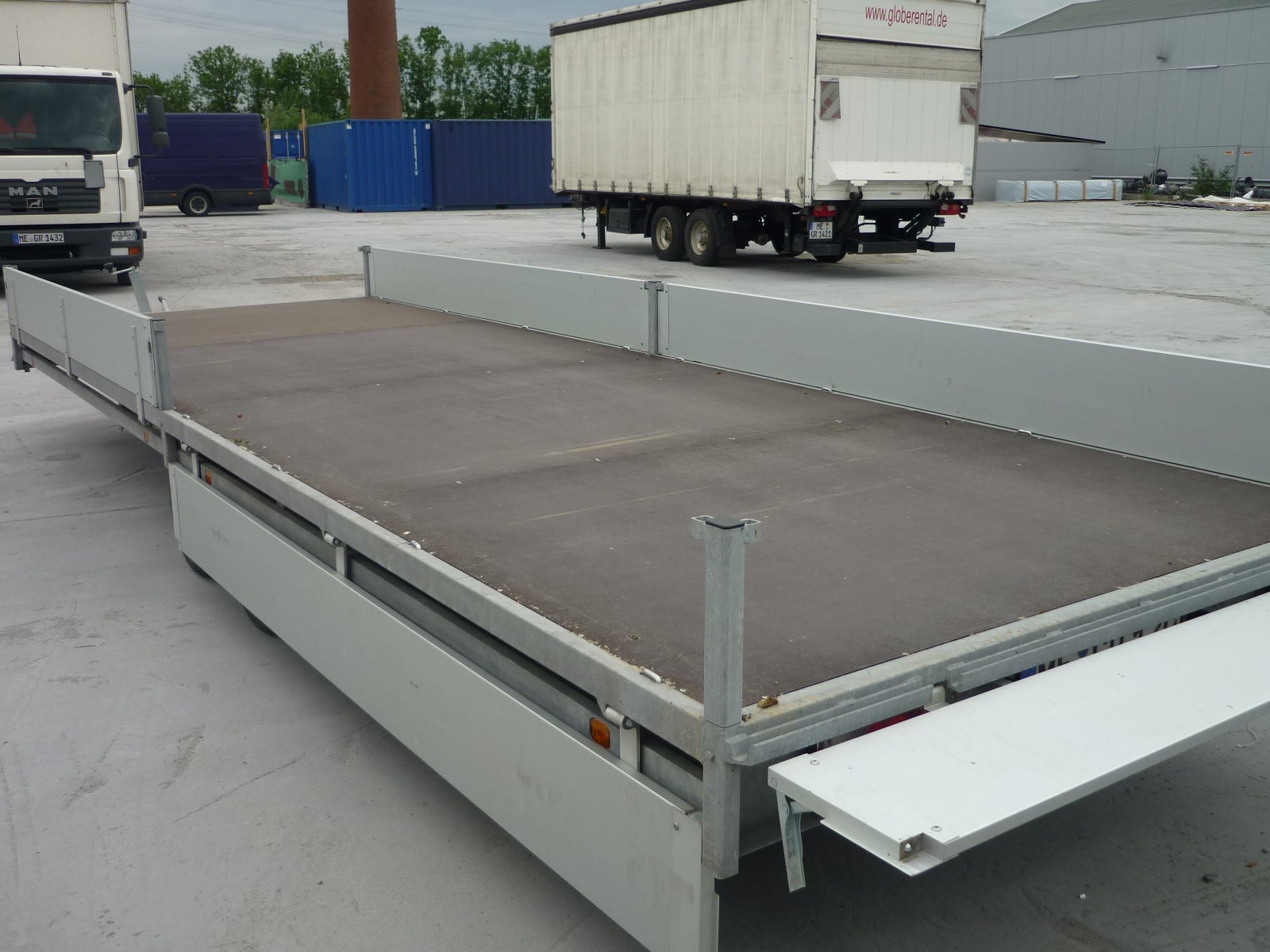 PKW-Anhänger 6,00m Ladefläche mit Auffahrrampe mit/ohne Braken ; ab 59,- pro Tag – 3