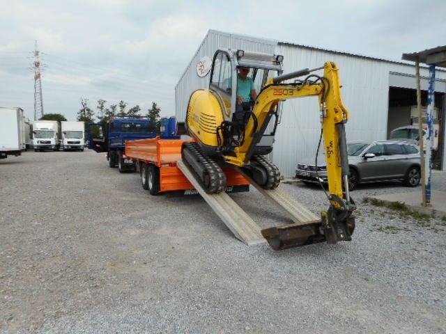 Minibagger, Raupenbagger WN 2503 optional mit hydr. G-Wanne oder Tieflöffel – 3