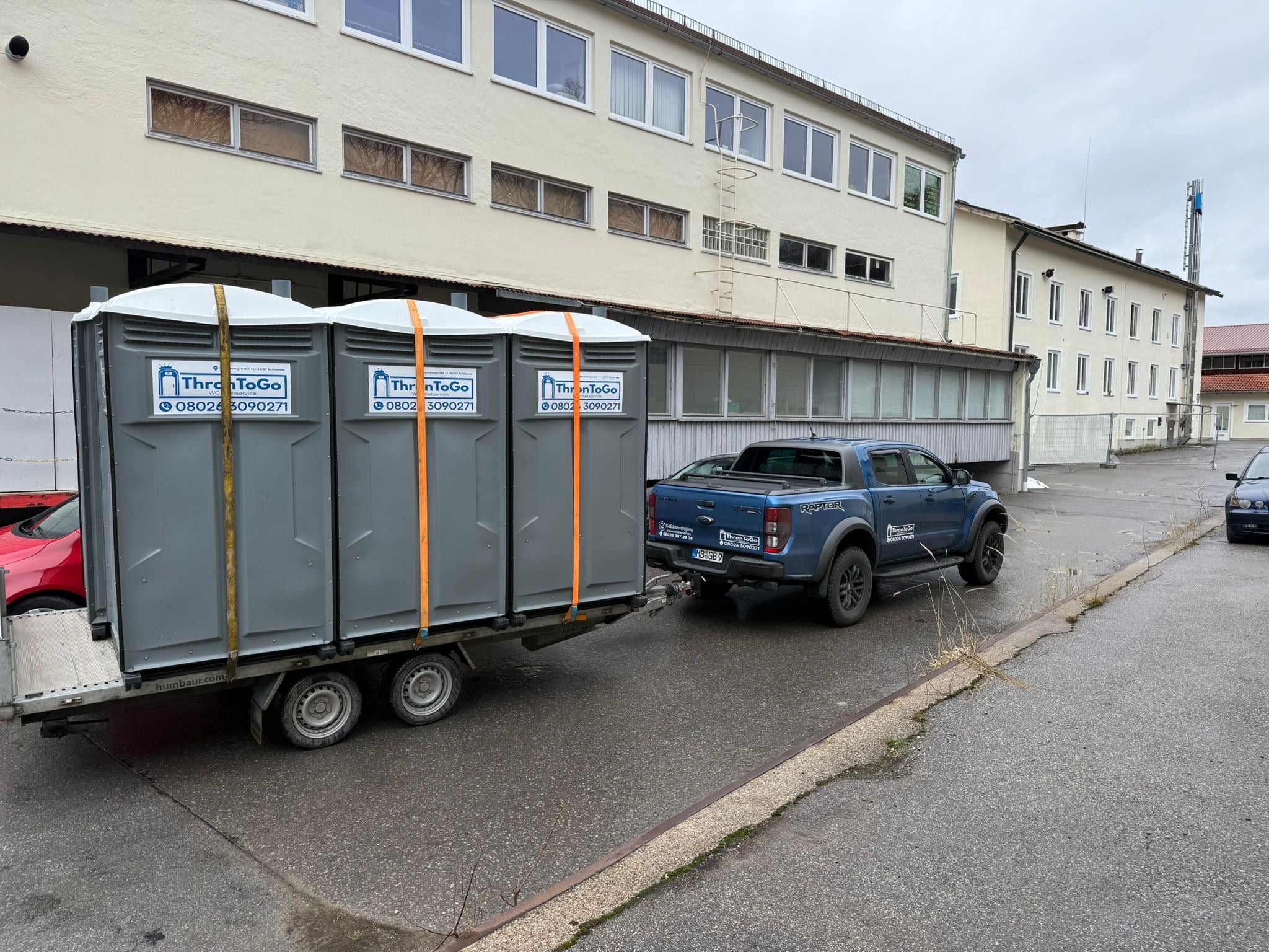 Mobile Toiletten mieten / Baustellen WC / Partyklo / Toilettenkabine – 2