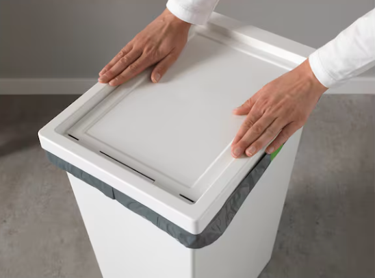 Abfalleimer weiss mit Deckel
