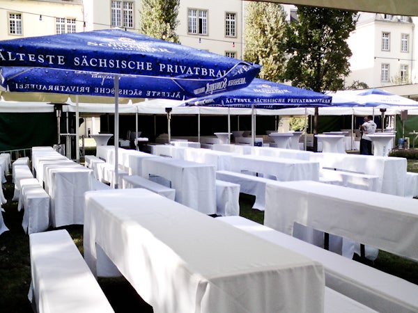 Festzelt-/Biertischgarnitur 50cm, bestehend aus 1 Tisch + 2 Bänke – 2