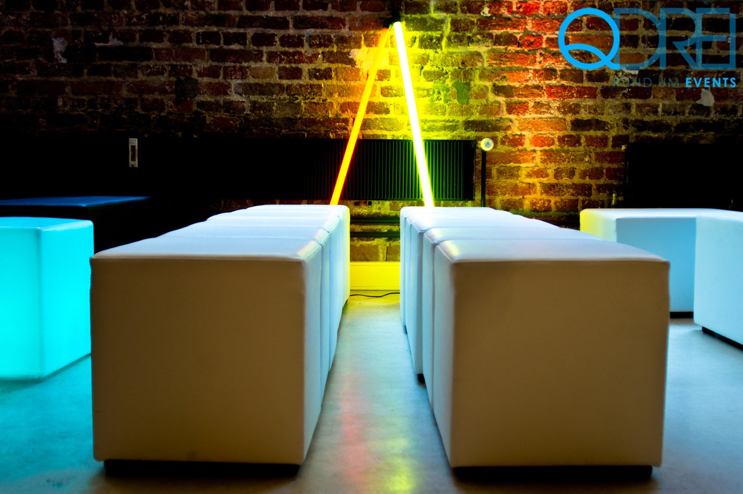 Loungehocker / Sitzwürfel Kunstleder QUBO XL in weiß – 4