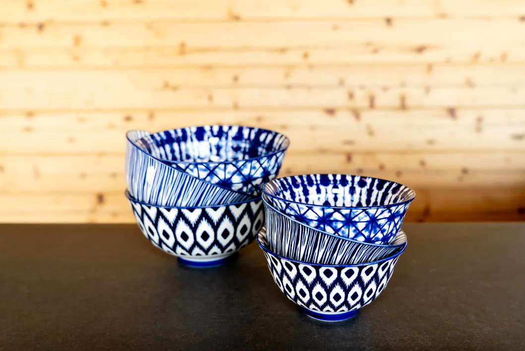 Fingerfood-Schale Mati mieten – blau-weißes Muster, gemischt, Ø 12,5 cm – 2