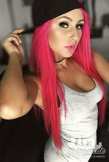 Stripperin Amara mieten – professionelle Stripshow für JGA & Feiern – 4