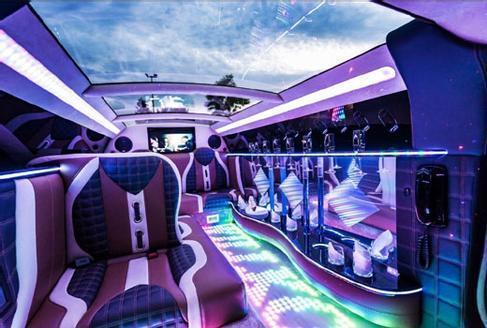 Luxus Stretchlimousine Doge für ganz NRW - Limo4vips.de – 2