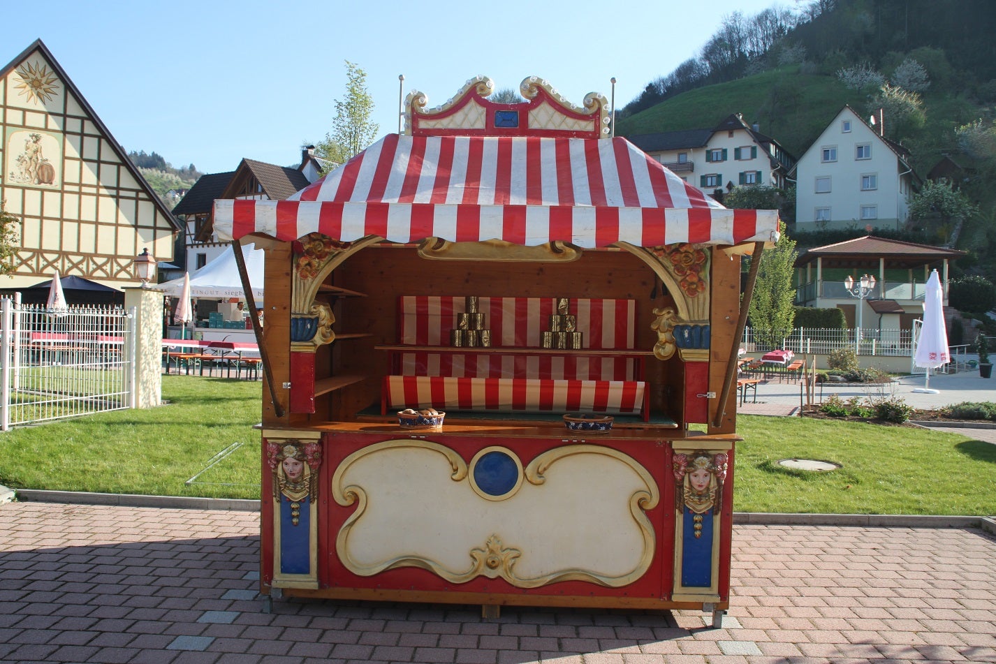Nostalgie-Bude ~ Nostalgiebude ~ nostalgische Bude ~ Catering ~ Marktbude ~ Dosen werfen ~ Pfeil werfen ~ Ringe werfen ~ bei spass-events – 2