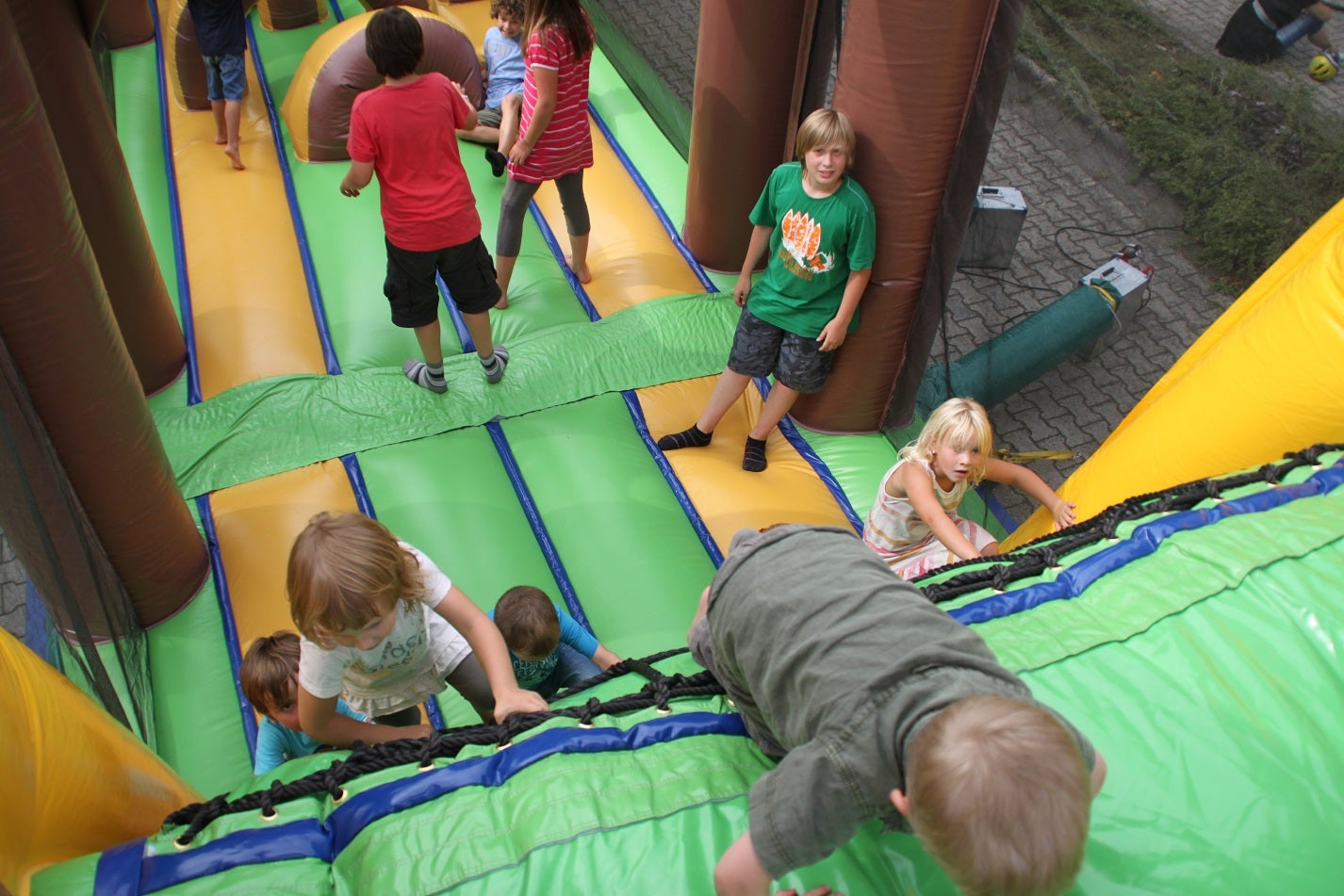 Jungle Track ~ Hindernisparcour ~ Hüpfburg ~ Springburg ~ Multiplay ~ bei spass-events – 4