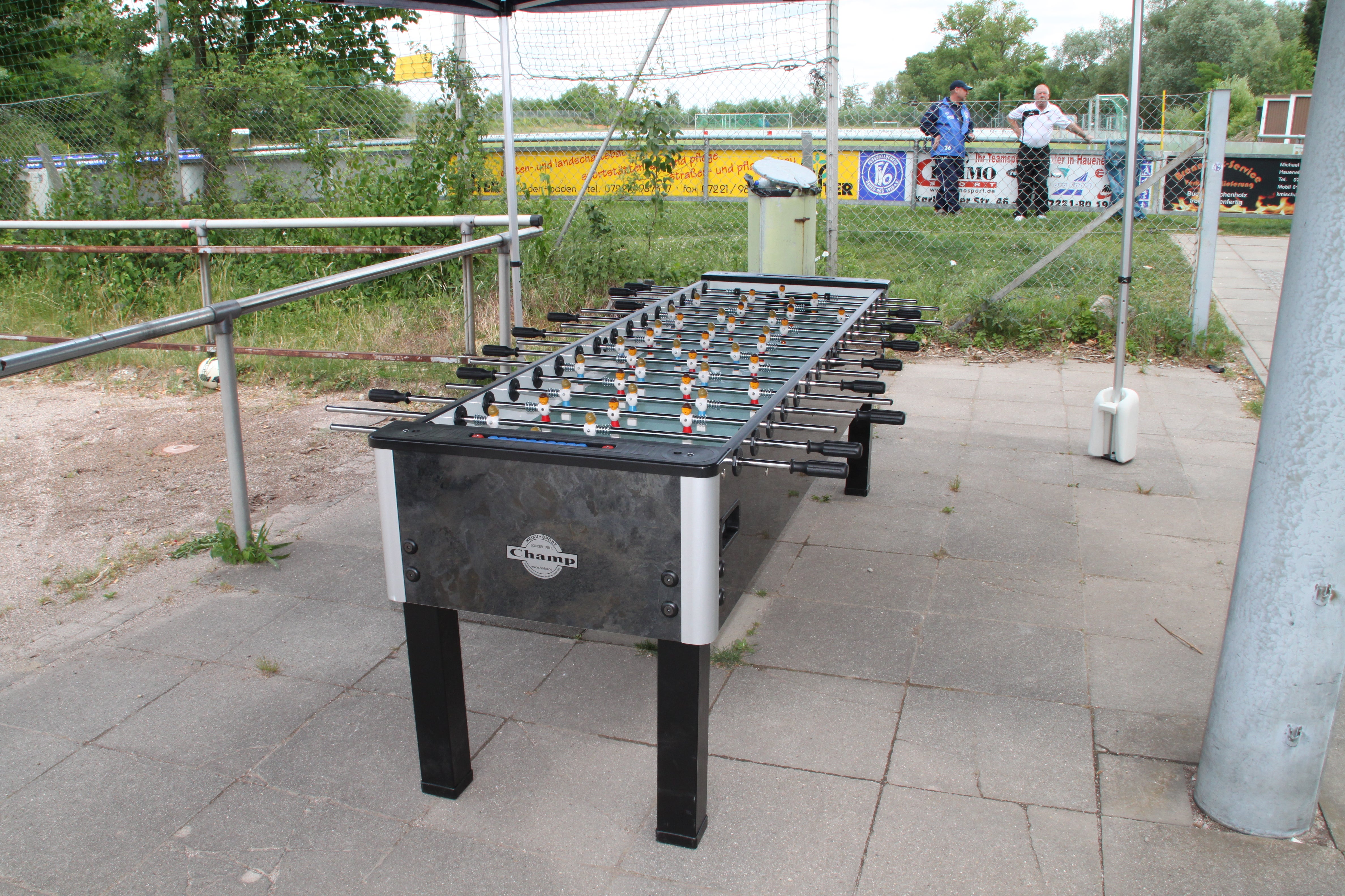 8 er Tischkicker ~ XL Tischfußball ~ Fussball ~ Fußball ~ Kicker ~ bei spass-events – 3