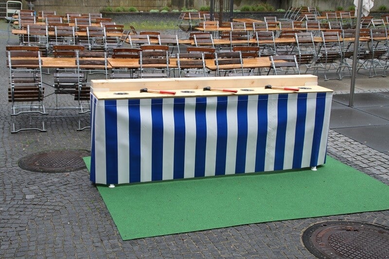 Nagelbalken ~ nostalgisch ~ bayrisch ~ western ~ Oktoberfest ~ Wettnageln ~ bei spass-events