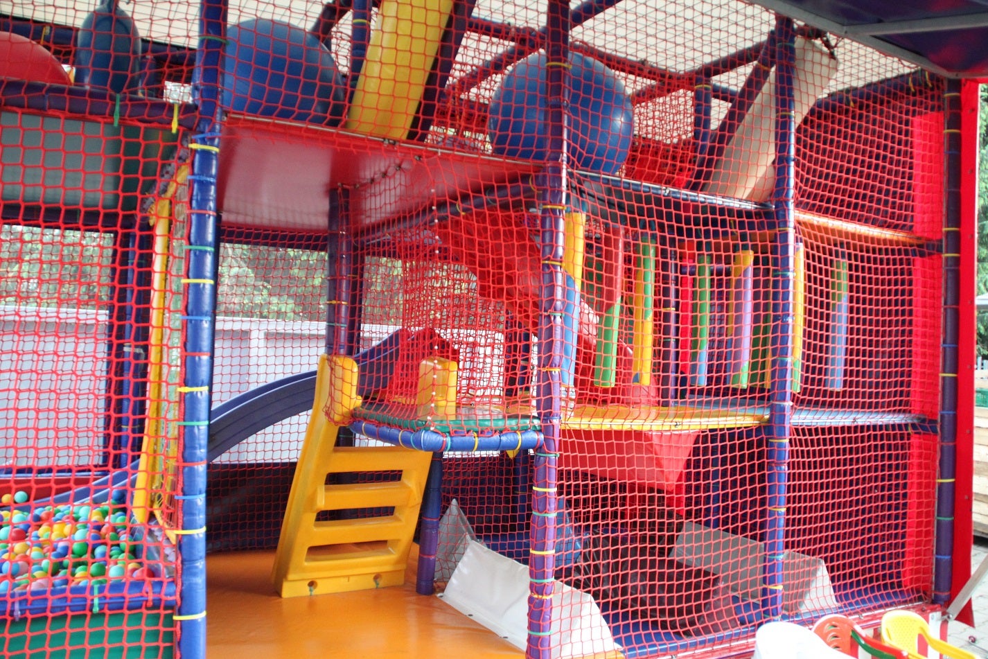 Spielmobil mit Bällebad ~ Rutsche ~ Adventure Park ~ bei spass-events – 4