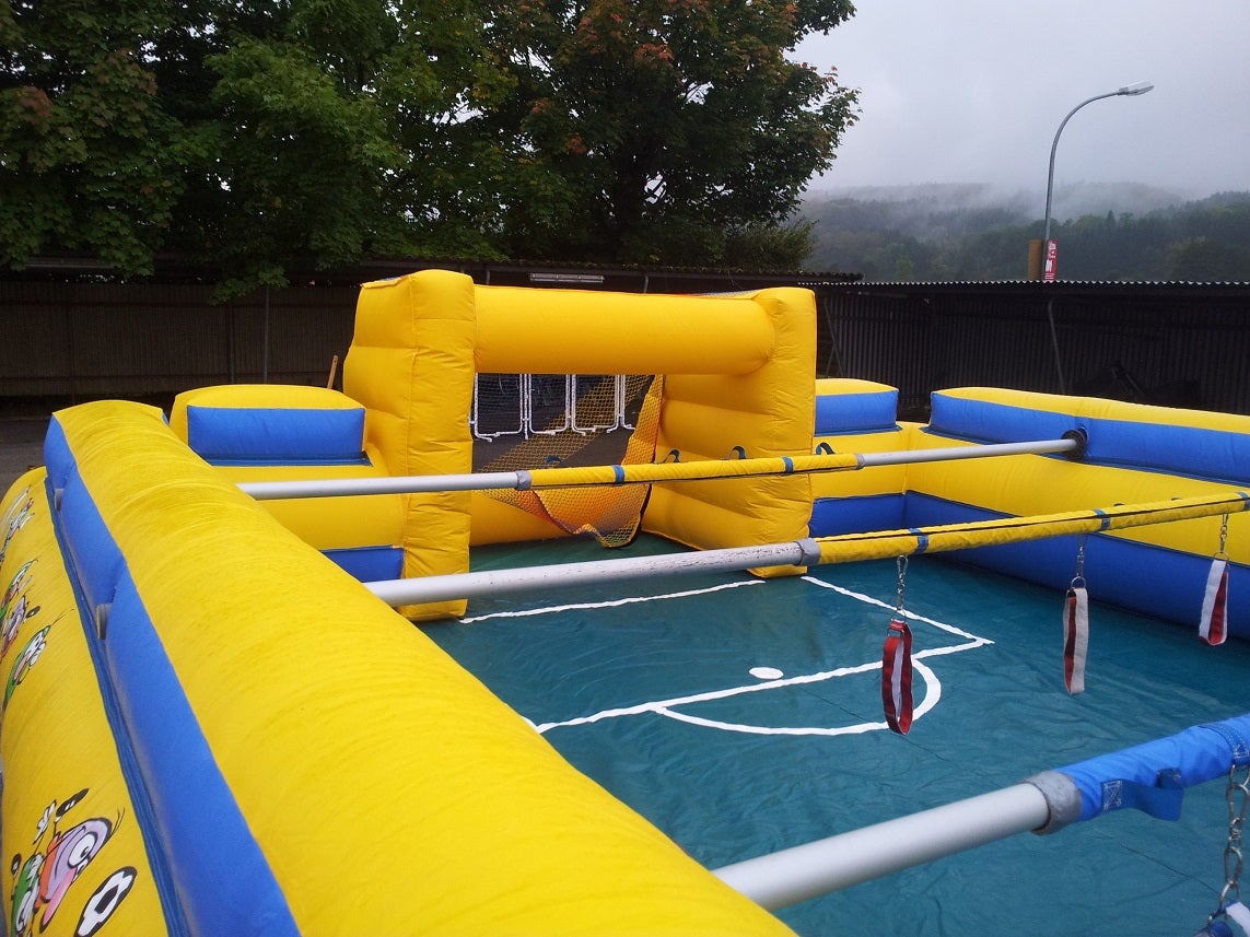 Human Table Soccer ~ Menschenkicker ~ XXL Kicker ~ Riesenkicker ~ HTS ~ Lebendkicker ~ Gauditurnier ~ Turnier ~ bei spass-events