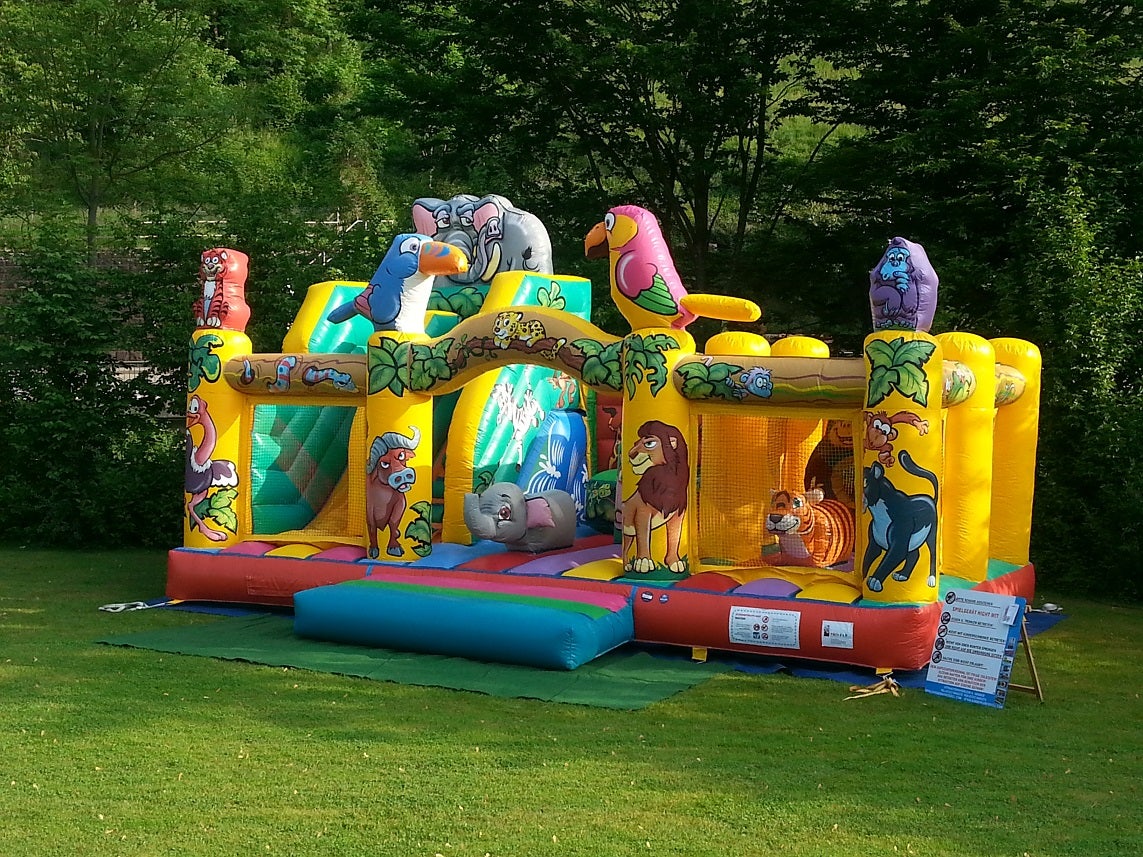 Hüpfburg Safari ~ Multiplay mit Hindernissen ~ Springburg ~ Hopsburg ~ bei spass-events