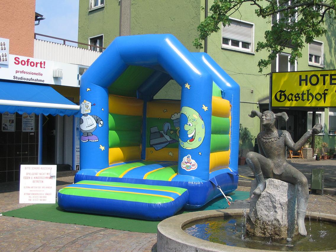 Hüpfburg ~ Spacehouse ~ Springburg ~ Hopsburg