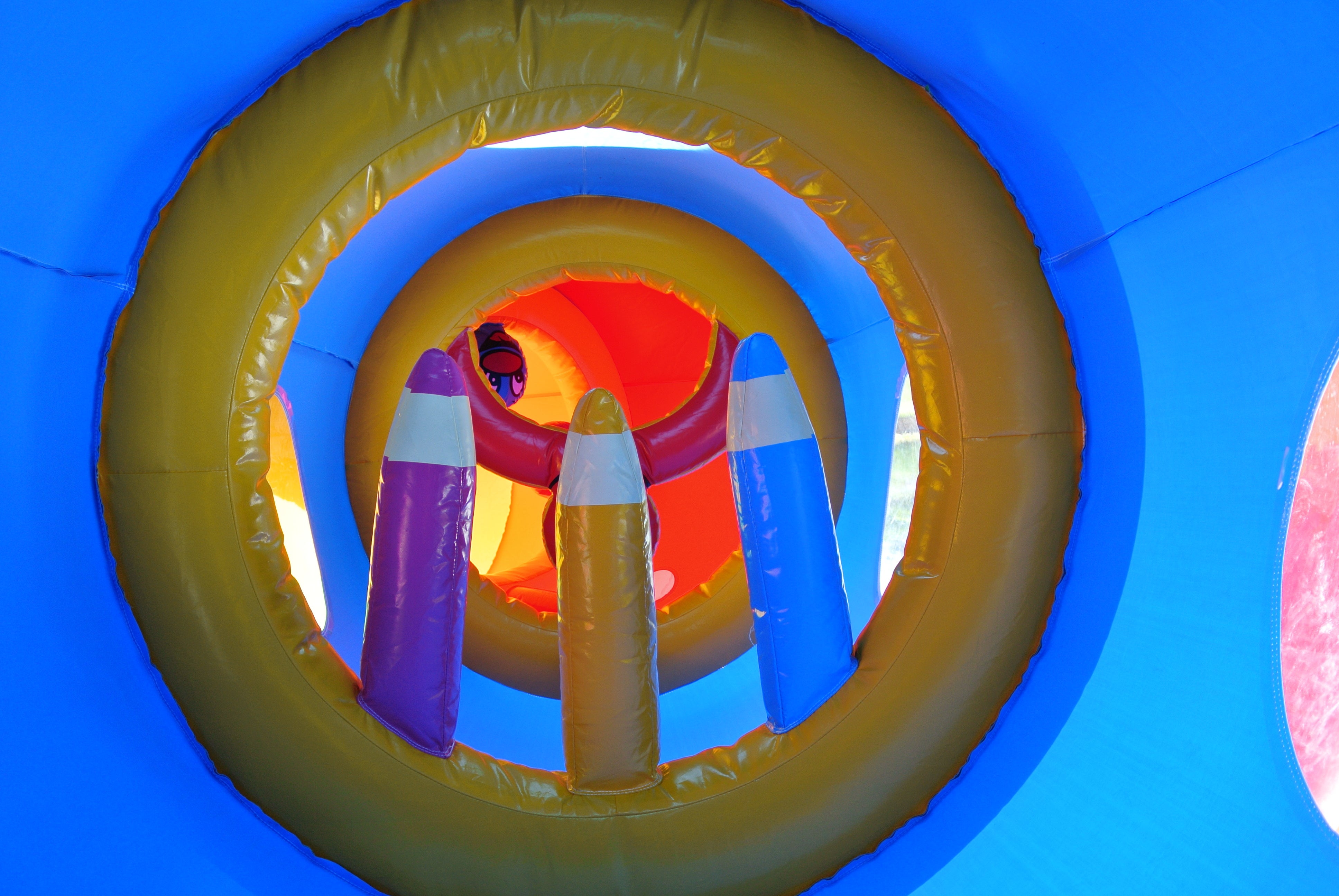 Actiontunnel "Buntstifte" 9,00 x 5,30 m – 2