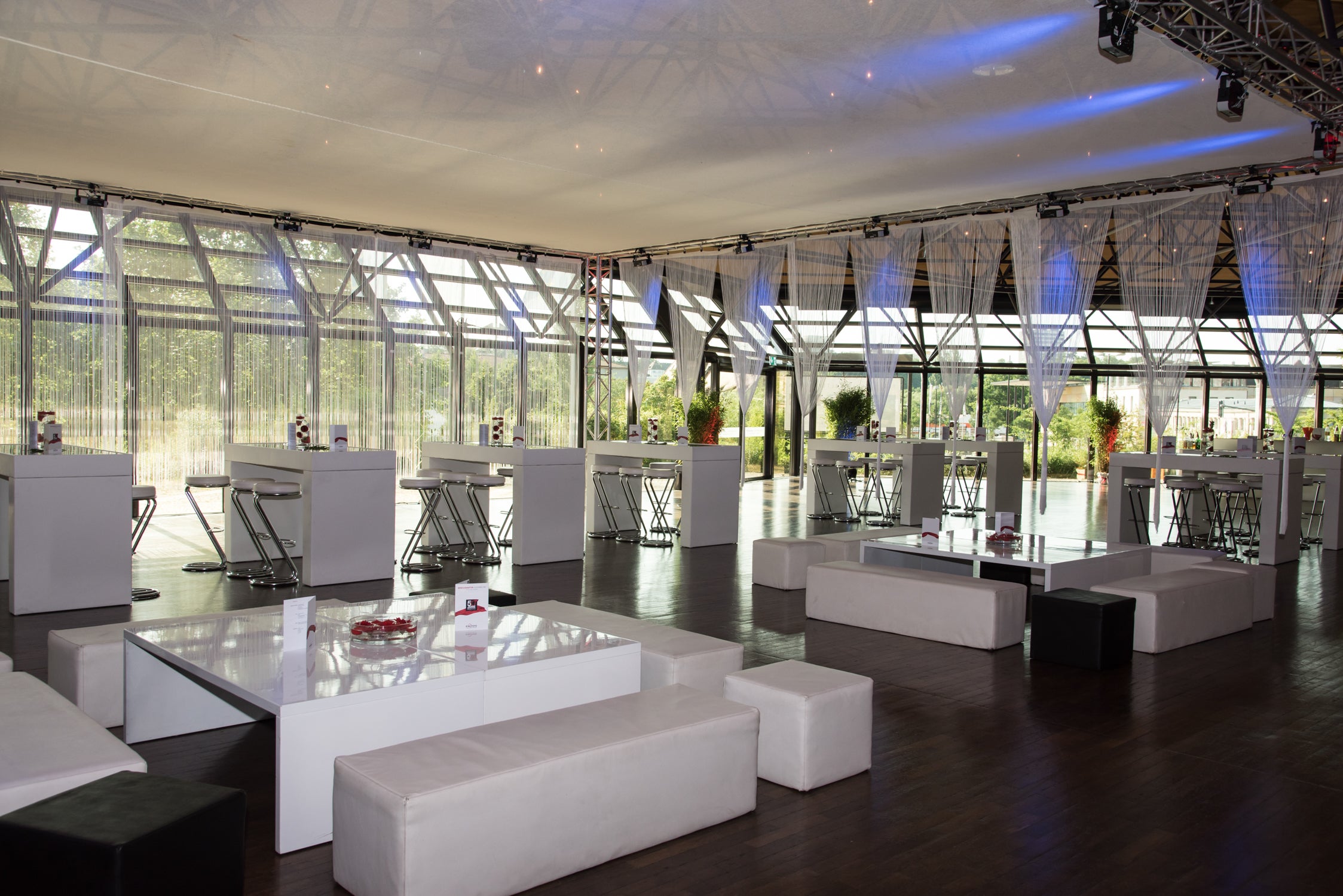Loungemöbel | Lounges | Loungehocker | Loungebänke | Loungetische