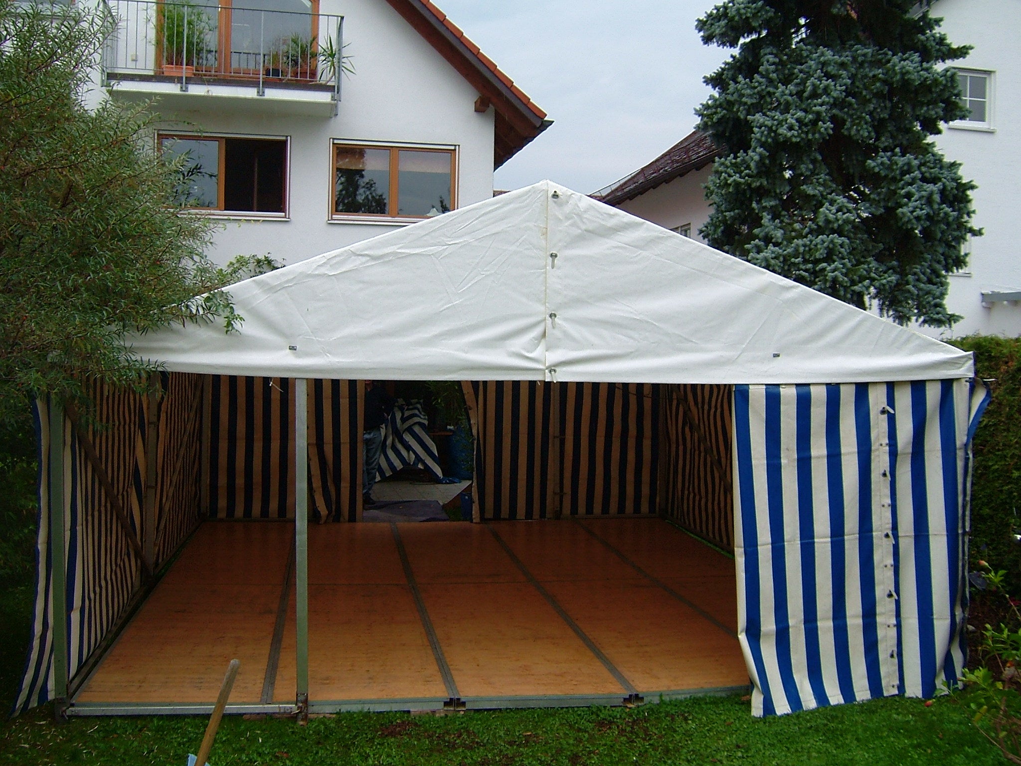 Zeltboden für Partyzelte aus Alu/Holz – 3