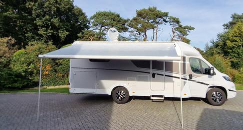 Wohnmobil Sunlight T 69 Active mit TV,Queensbett, Doppel Din Radio,Navi, Rückfahrkamera,4er Fahrradträger und Markise – 2