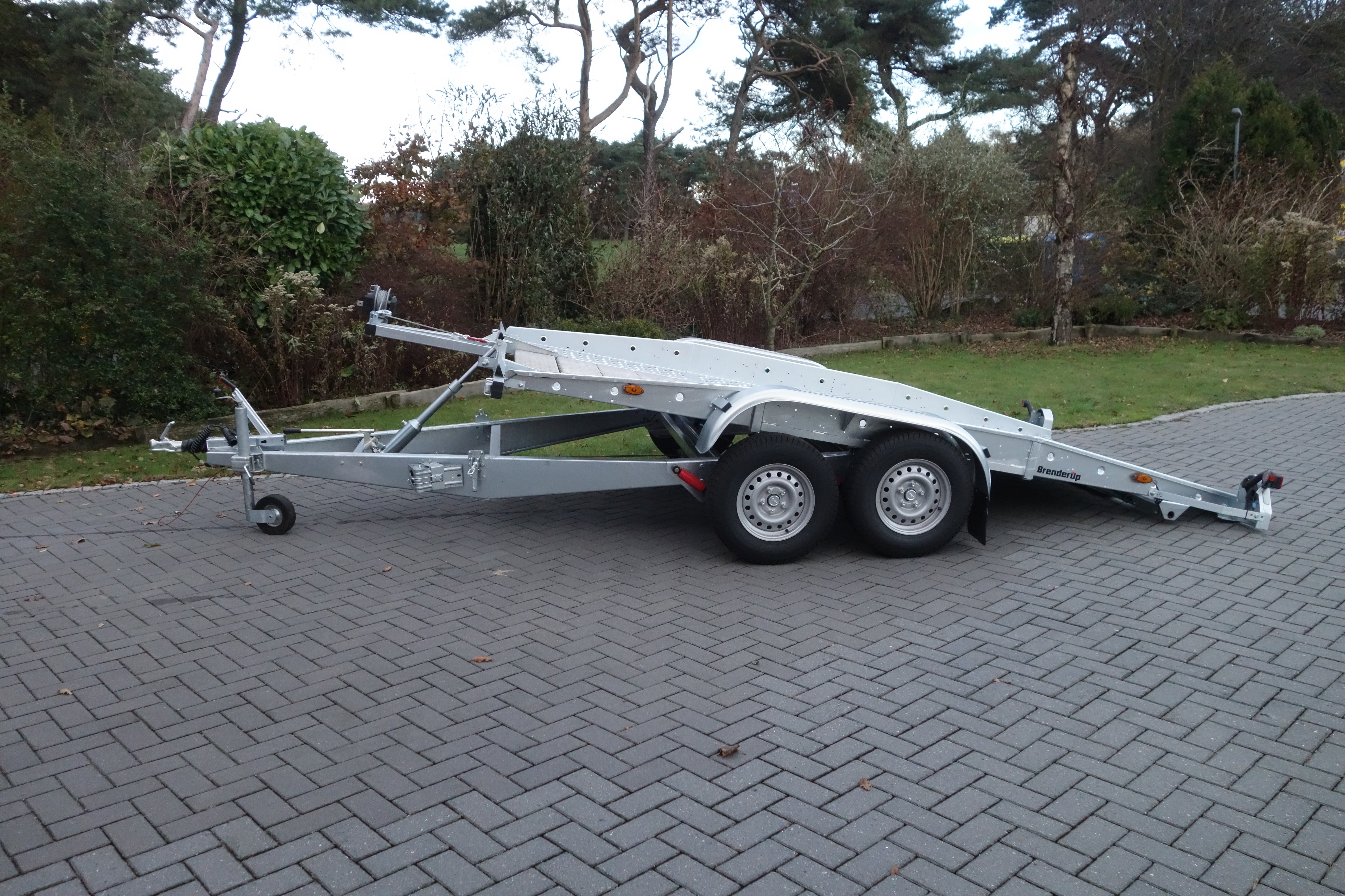 Anhänger Autotransporter Trailer Brenderup U 120 3000 kg 100 km/h / Der Standort ist 27639 Wurster Nordseeküste – 3