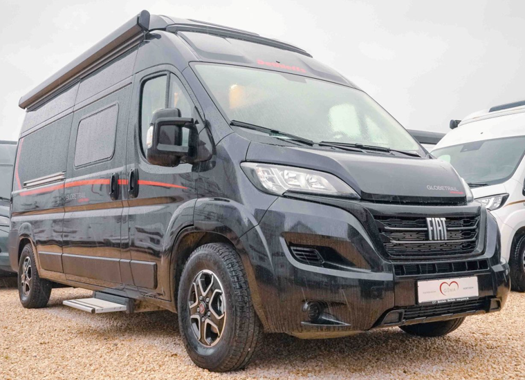 Dethleffs Globetrail 600 ER Automatik , ein 6m Kastenwagen mit Längsbetten und Aufstelldach, 4 Schlafplätze – 2