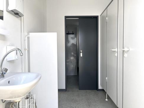 Sanitärcontainer / Toilettencontainer Damen/ Herren/ Unisex 20ft. – 2