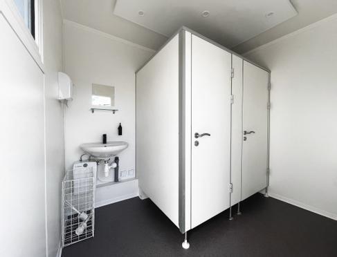 EVENT - Sanitärcontainer Damen/ Herren für Messen und Veranstaltungen, Eventcontainer/ Veranstaltungscontainer/Messecontainer Mieten – 2