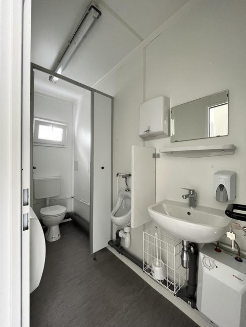 Büroversorger / Küchencontainer/ Bürocontainer mit WC-Damen/ Herren 20 Fuß – 4