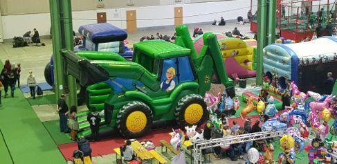 Hüpfburg Traktor – 2