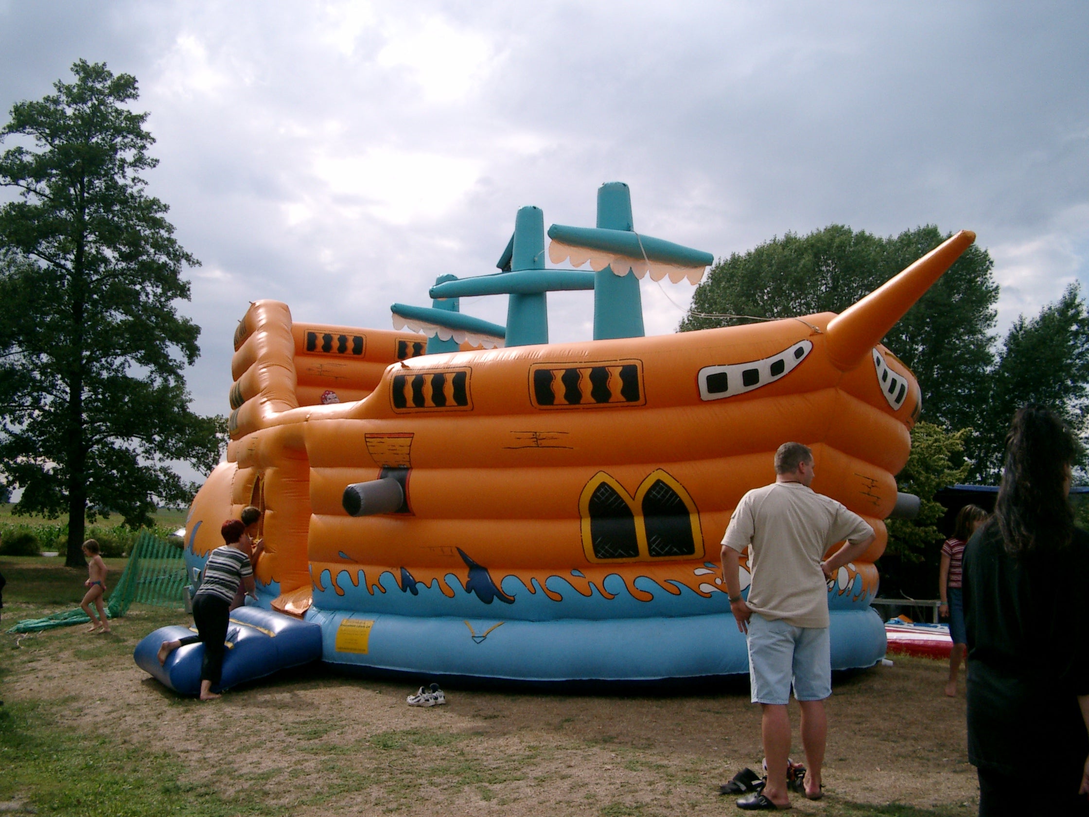 Hüpfburg Piratenschiff – 2
