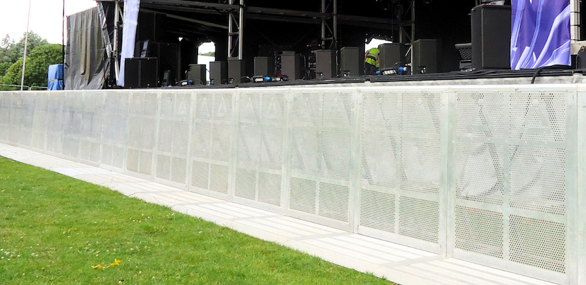 Bühnengitter Stahl / Stagebarrier / Wellenbrecher / Crash Barrier /