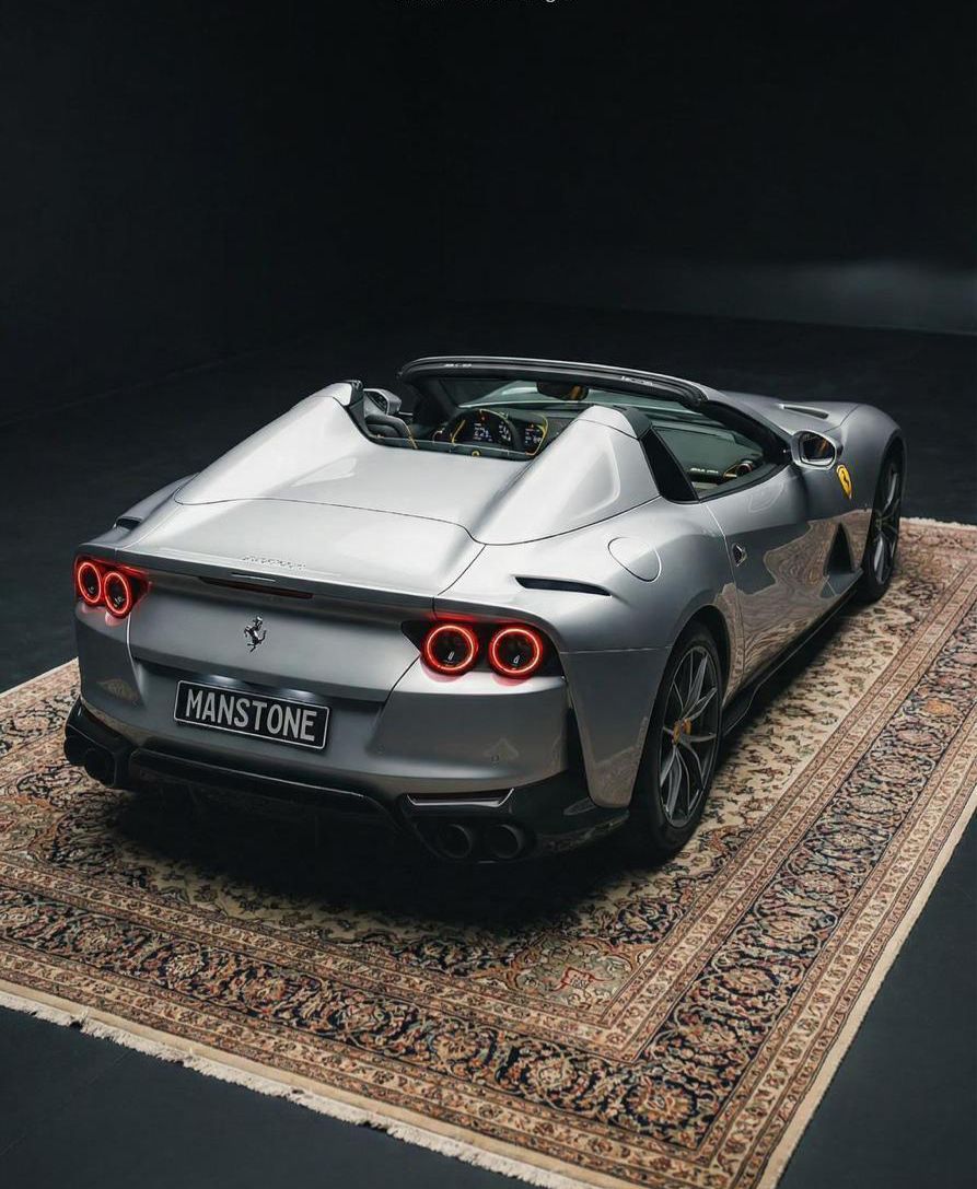 Ferrari 812 GTS Superfast mieten 800 PS V12 Sportwagen Exot Berlin