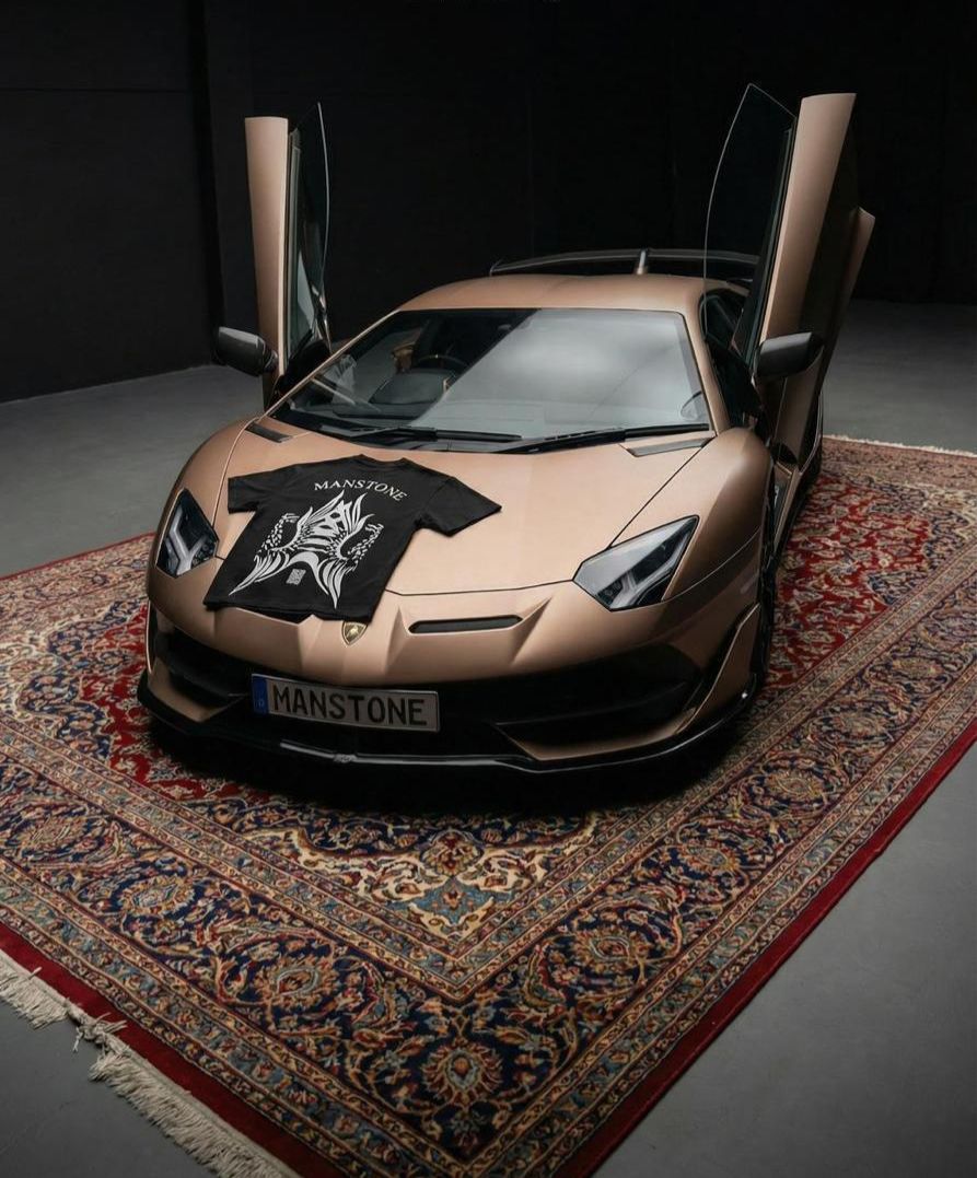 Lamborghini Aventador SVJ Roadster 01 di 800 Mieten Sportwagen Mieten