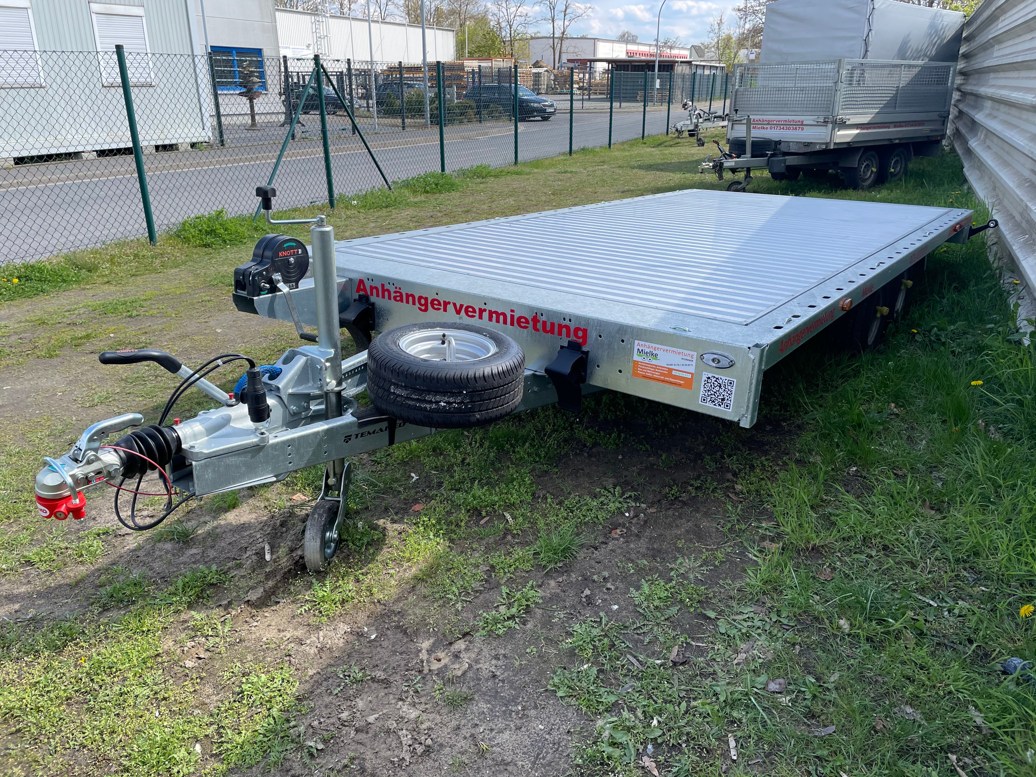 3t Autotrailer 4,5m x 2,15m  Plattform Anhängerverleih Auto Transport Autotrailer Quad Kfz Krad Anhängervermietung Motorrad – 3